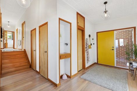 Photo of property in 62 Spencer Street, Crofton Downs, Wellington, 6035