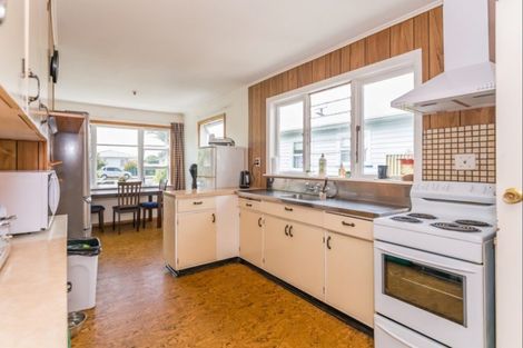 Photo of property in 30 Liverpool Street, Levin, 5510