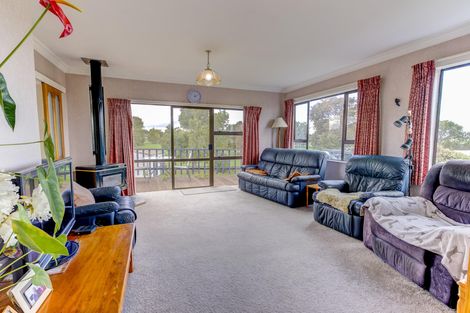 Photo of property in 294 Tuhikaramea Road, Temple View, Hamilton, 3290