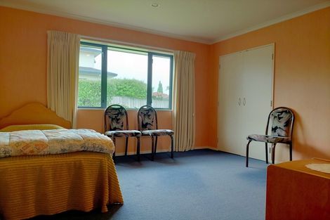 Photo of property in 15 Guinane Street, Dannevirke, 4930