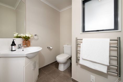 Photo of property in 348b Royal Road, Massey, Auckland, 0614