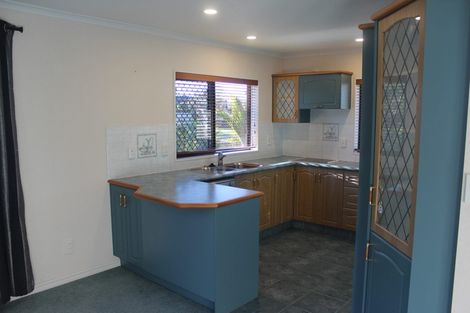 Photo of property in 76 Sovereign Drive, Papamoa Beach, Papamoa, 3118