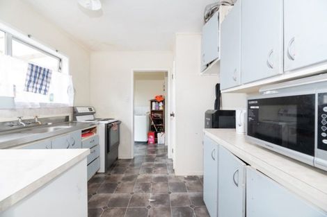 Photo of property in 29 Moncrieff Avenue, Clendon Park, Auckland, 2103