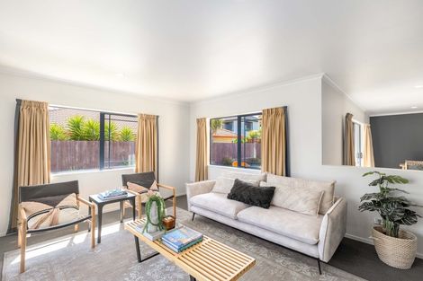 Photo of property in 35 Eastwood Rise, Waimairi Beach, Christchurch, 8083