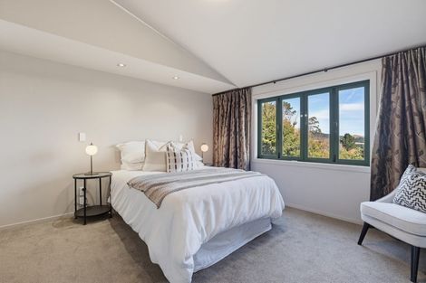 Photo of property in 168 Dyers Pass Road, Cashmere, Christchurch, 8022