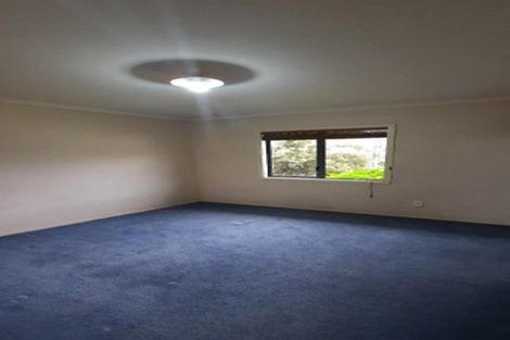 Photo of property in 10 Cinnabar Place, Westgate, Auckland, 0614