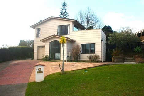 Photo of property in 27 Hale Crescent, Bayview, Auckland, 0629