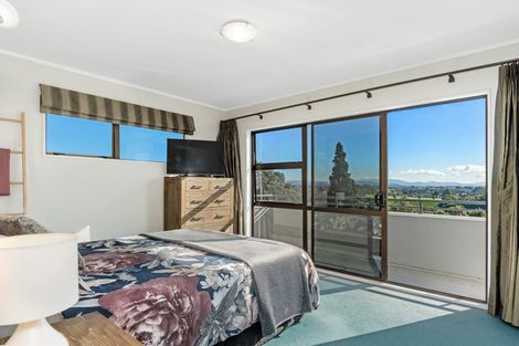 Photo of property in 77 Victory Street, Welcome Bay, Tauranga, 3112