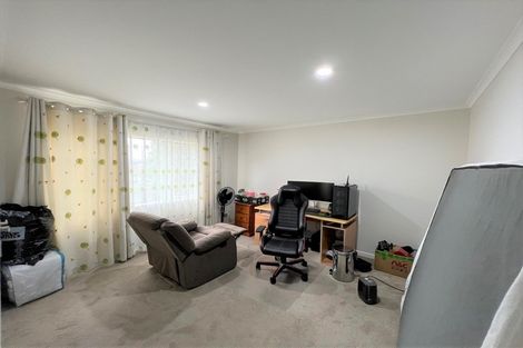 Photo of property in 14a Domain Road, Weymouth, Auckland, 2103