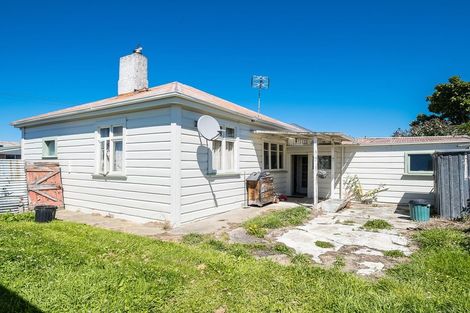 Photo of property in 10 Osmond Street, South Dunedin, Dunedin, 9012