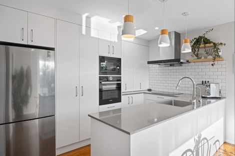 Photo of property in 29 Aurea Avenue, Pakuranga, Auckland, 2010