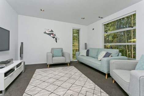 Photo of property in 16c Charmaine Road, Torbay, Auckland, 0630