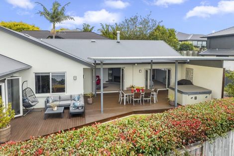 Photo of property in 15 Adler Drive, Ohauiti, Tauranga, 3112