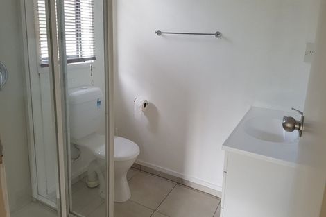 Photo of property in 820/12 Northcross Drive, Oteha, Auckland, 0632