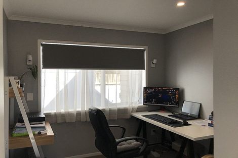 Photo of property in 20 Cypress Place, Sunnynook, Auckland, 0620