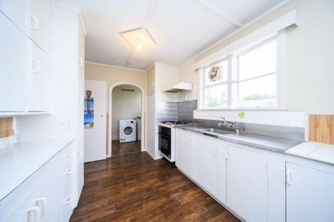 Photo of property in 74 Rangiora Avenue, Roslyn, Palmerston North, 4414