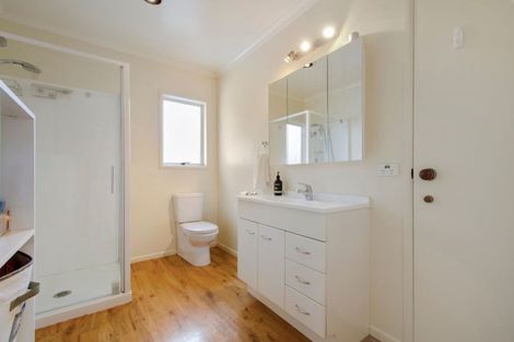 Photo of property in 55 Beach Road, Pahurehure, Papakura, 2113