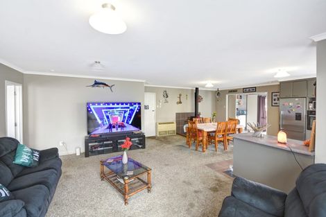 Photo of property in 18 Bath Street, Brighton, Dunedin, 9035