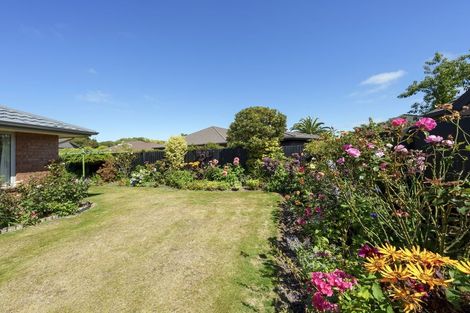Photo of property in 43 Berkshire Drive, Avonhead, Christchurch, 8042