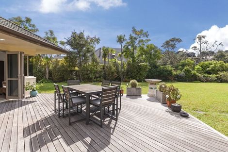 Photo of property in 31 Wicklam Lane, Greenhithe, Auckland, 0632