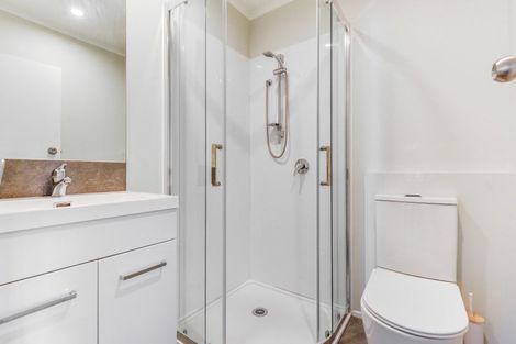 Photo of property in 32 Northolt Road, Fairview Downs, Hamilton, 3214