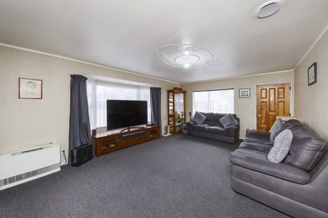 Photo of property in 25 Dalfield Place, Highbury, Palmerston North, 4412