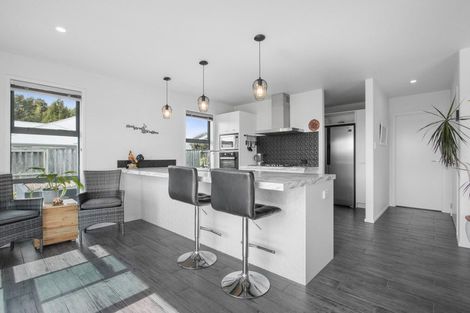 Photo of property in 18 Nolan Place, Katikati, 3129