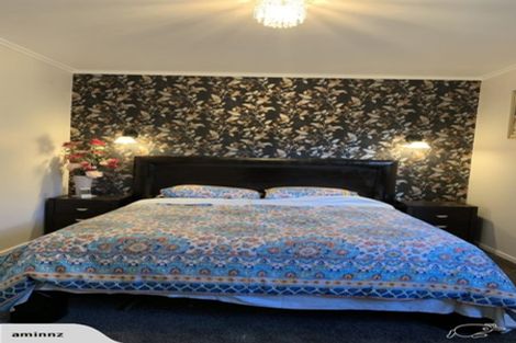 Photo of property in 27 Paddington Grove, Karori, Wellington, 6012