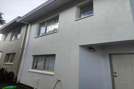 Photo of property in 3 Butia Avenue, Henderson, Auckland, 0612