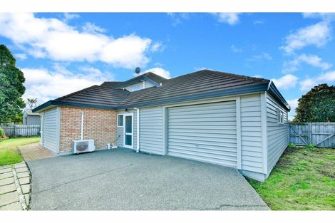 Photo of property in 168 Centreway Road, Orewa, 0931