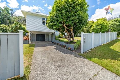 Photo of property in 97 Manuka Street, Stokes Valley, Lower Hutt, 5019