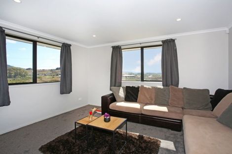 Photo of property in 49 Te Ara Aukati Terrace, Pokeno, 2471