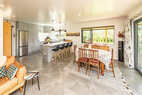 Photo of property in 394 Kaiwhaiki Road, Kaiwhaiki, Whanganui, 4575