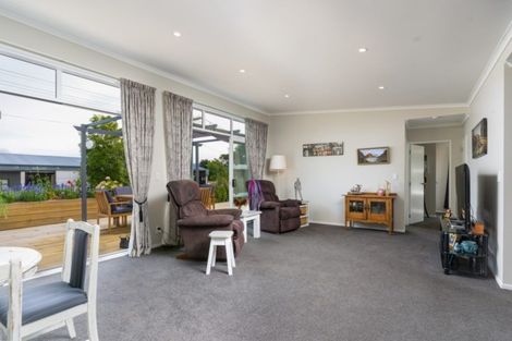 Photo of property in 104a Brooklyn Road, Carterton, 5713