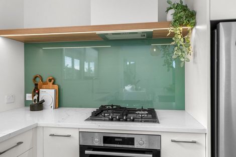 Photo of property in 3 Citrus Place, Mangawhai, 0505