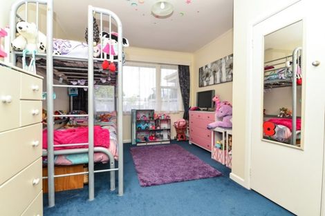 Photo of property in 14 Dover Road, St Andrews, Hamilton, 3200