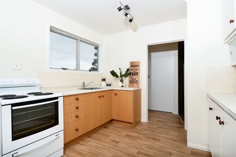 Photo of property in 42 Anich Road, Massey, Auckland, 0614