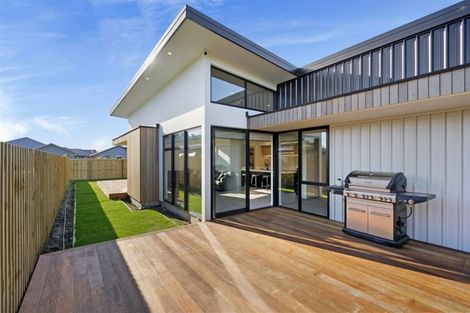 Photo of property in 64 Aviemore Drive, Marshland, Christchurch, 8083