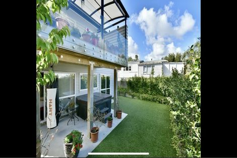 Photo of property in 780 East Coast Road, Oteha, Auckland, 0630