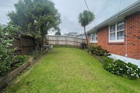 Photo of property in 10 Gilliam Street, New Lynn, Auckland, 0600