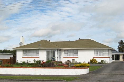 Photo of property in 5 Pembroke Road, Pembroke, Stratford, 4332