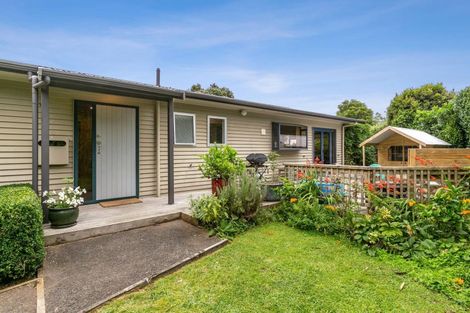 Photo of property in 108a Wairau Road, Oakura, 4314