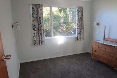 Photo of property in 1 Fyvie Avenue, Tawa, Wellington, 5028