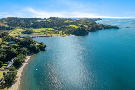 Photo of property in 851b Takatu Road, Tawharanui Peninsula, Matakana, 0986