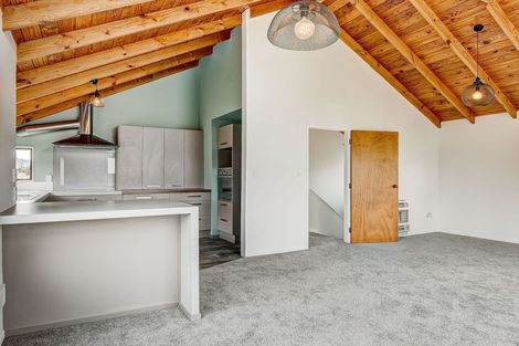 Photo of property in 2/13 Mana Esplanade, Paremata, Porirua, 5026