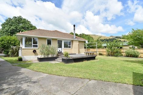 Photo of property in 8c Martindales Road, Heathcote Valley, Christchurch, 8022