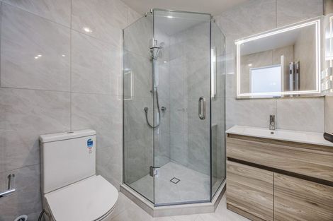 Photo of property in 2/6 Pah Road, Papatoetoe, Auckland, 2025