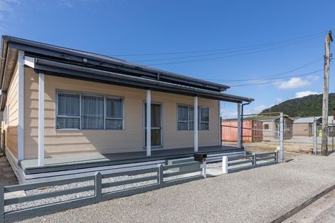 Photo of property in 12 Swainson Street, Greymouth, 7805