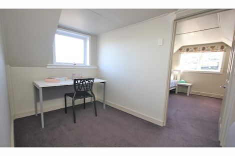 Photo of property in 72 Oxford Street, Lyttelton, 8082