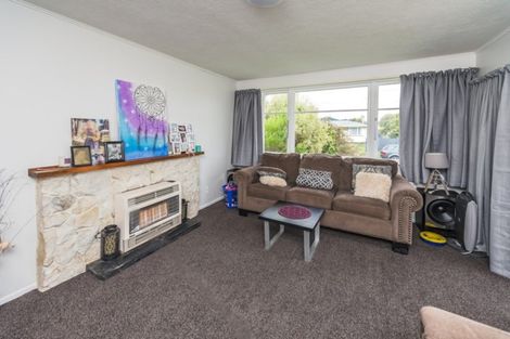 Photo of property in 21 Camellia Avenue, Aramoho, Whanganui, 4500